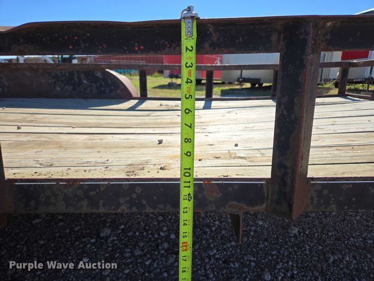 image for item DY1303 1996 HWMC utility trailer