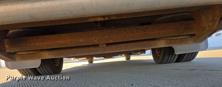 image for item DY1427 2016 Ford E450 shuttle bus