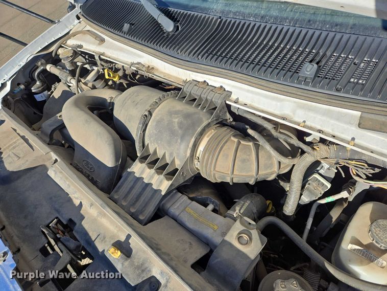 image for item DY1427 2016 Ford E450 shuttle bus