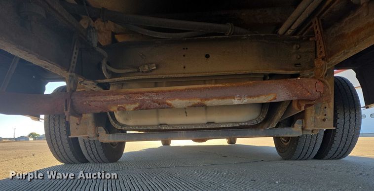 image for item DY1428 2017 Ford  Eldorado National shuttle bus