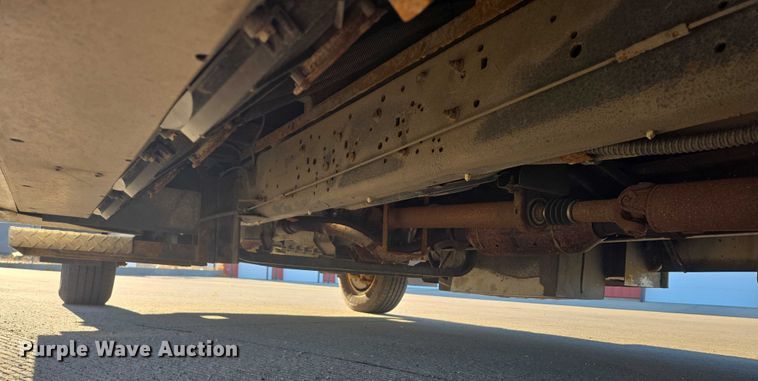 image for item DY1428 2017 Ford  Eldorado National shuttle bus