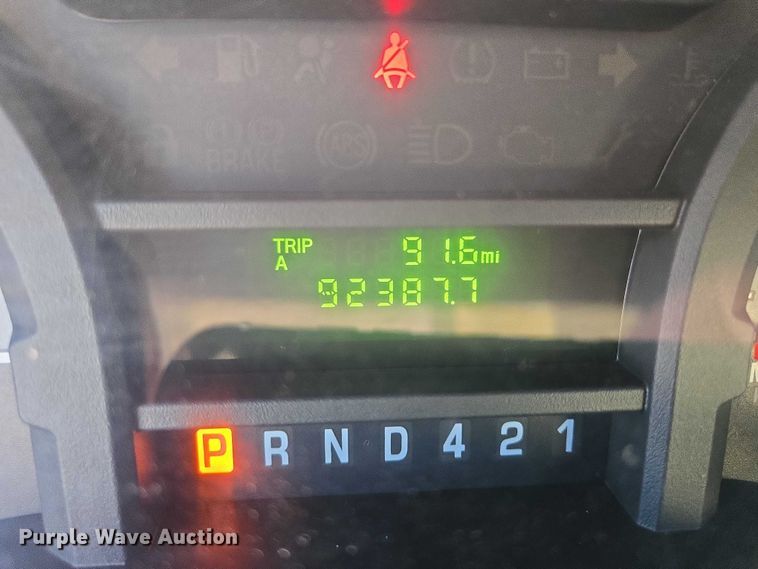 image for item DY1428 2017 Ford  Eldorado National shuttle bus