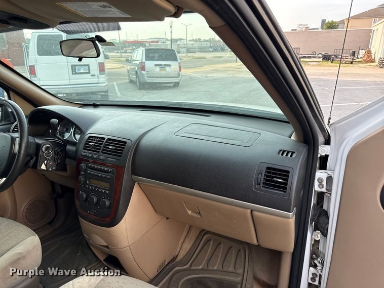 image for item DY8184 2008 Chevrolet Uplander van