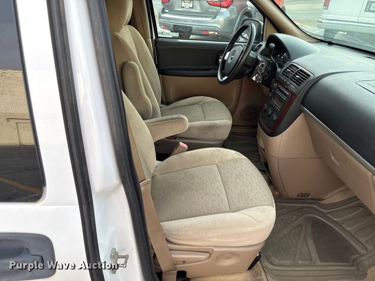 image for item DY8184 2008 Chevrolet Uplander van