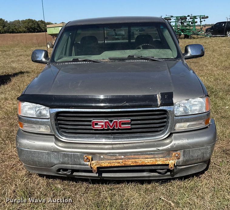 image for item DY8348 2000 GMC Sierra 1500 SLE pickup truck