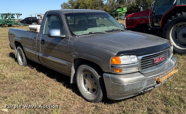 image for item DY8348 2000 GMC Sierra 1500 SLE pickup truck
