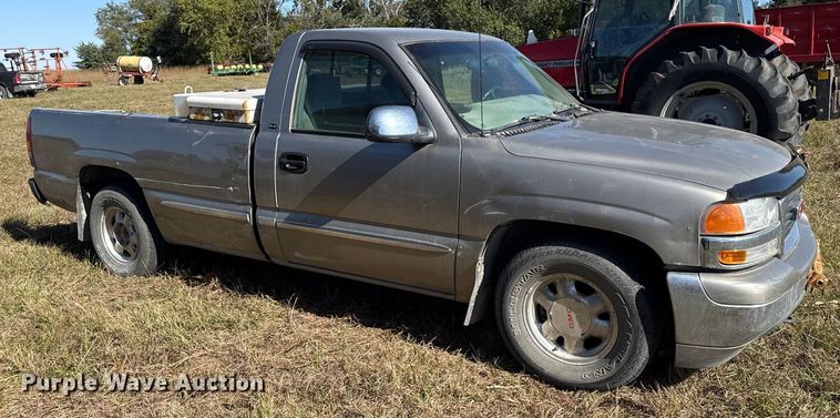 image for item DY8348 2000 GMC Sierra 1500 SLE pickup truck