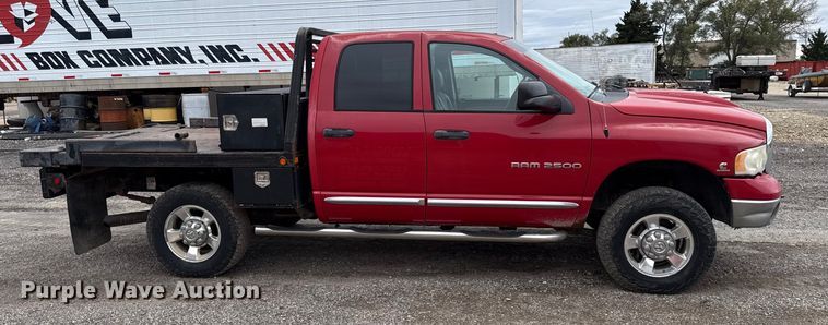 image for item DY8352 2005 Dodge Ram 2500 Quad Cab bale bed pickup truck