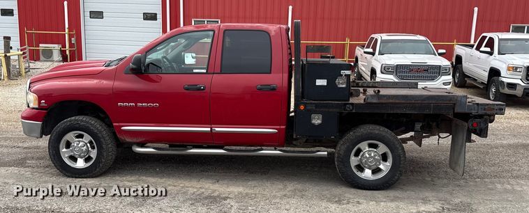 image for item DY8352 2005 Dodge Ram 2500 Quad Cab bale bed pickup truck