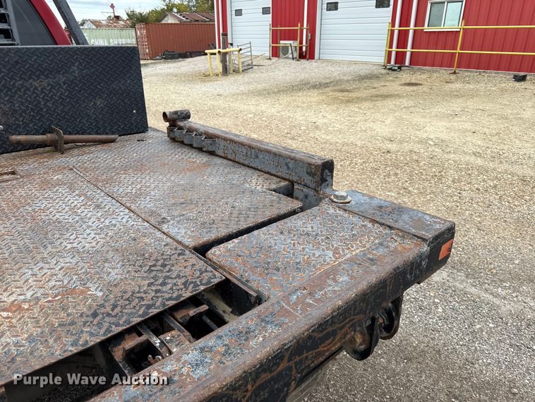 image for item DY8352 2005 Dodge Ram 2500 Quad Cab bale bed pickup truck