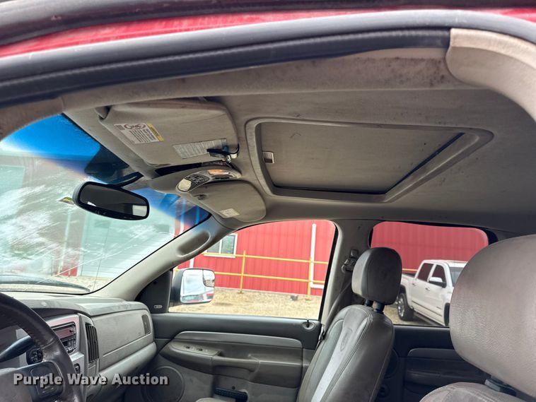 image for item DY8352 2005 Dodge Ram 2500 Quad Cab bale bed pickup truck