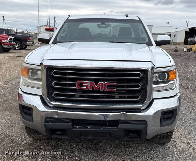 image for item DY8353 2015 GMC Sierra 2500HD Double Cab pickup truck