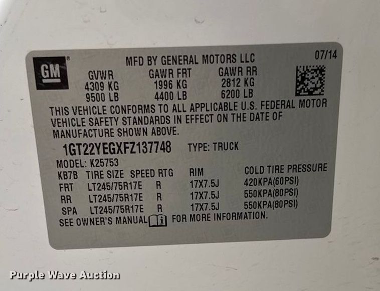 image for item DY8353 2015 GMC Sierra 2500HD Double Cab pickup truck