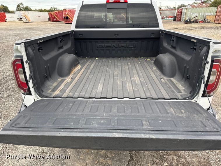 image for item DY8354 2017 GMC Sierra 1500 Crew Cab pickup truck