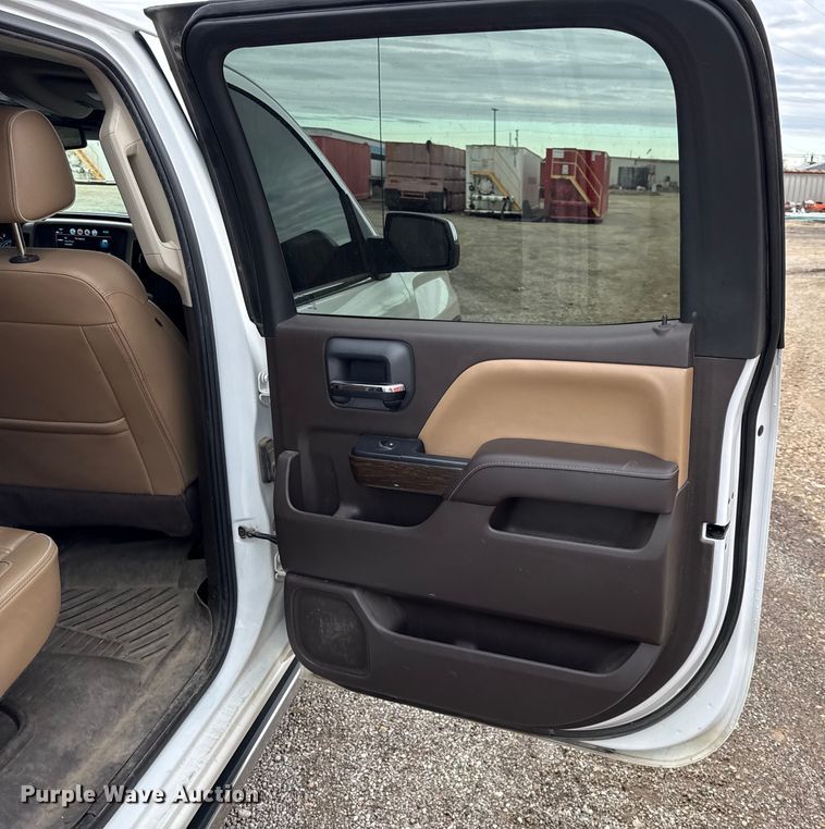 image for item DY8354 2017 GMC Sierra 1500 Crew Cab pickup truck