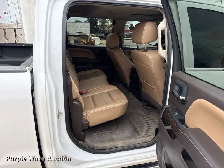 image for item DY8354 2017 GMC Sierra 1500 Crew Cab pickup truck