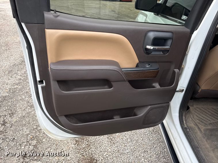 image for item DY8354 2017 GMC Sierra 1500 Crew Cab pickup truck