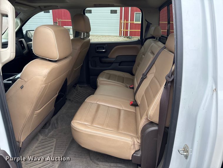 image for item DY8354 2017 GMC Sierra 1500 Crew Cab pickup truck