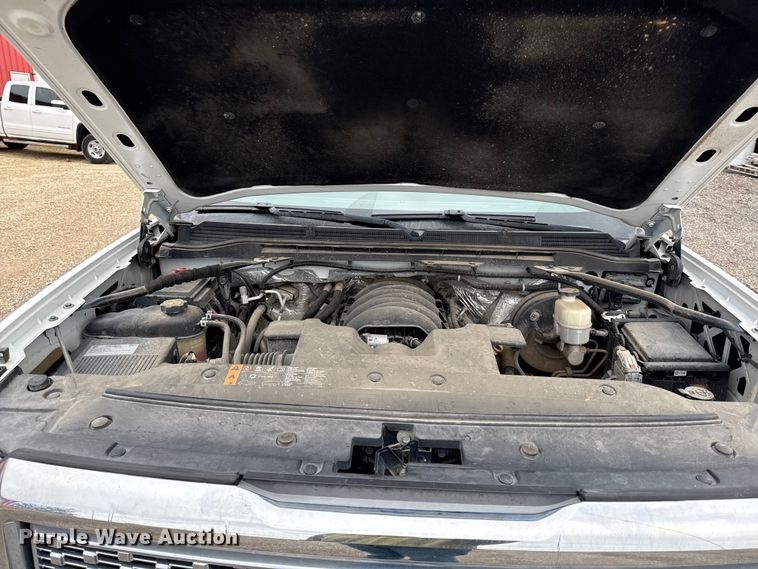 image for item DY8354 2017 GMC Sierra 1500 Crew Cab pickup truck