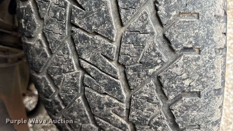 image for item DY8354 2017 GMC Sierra 1500 Crew Cab pickup truck