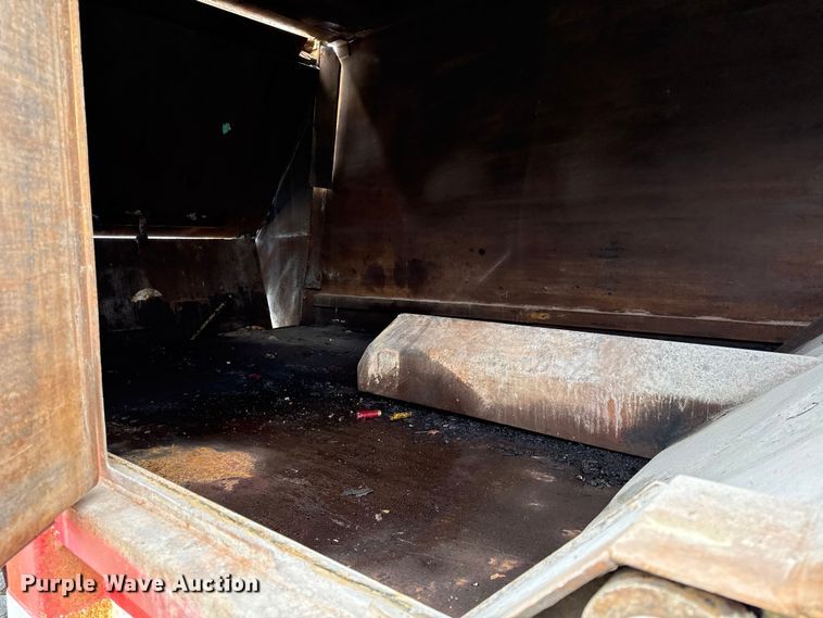 image for item DY8355 1987 Ford L8000 refuse truck