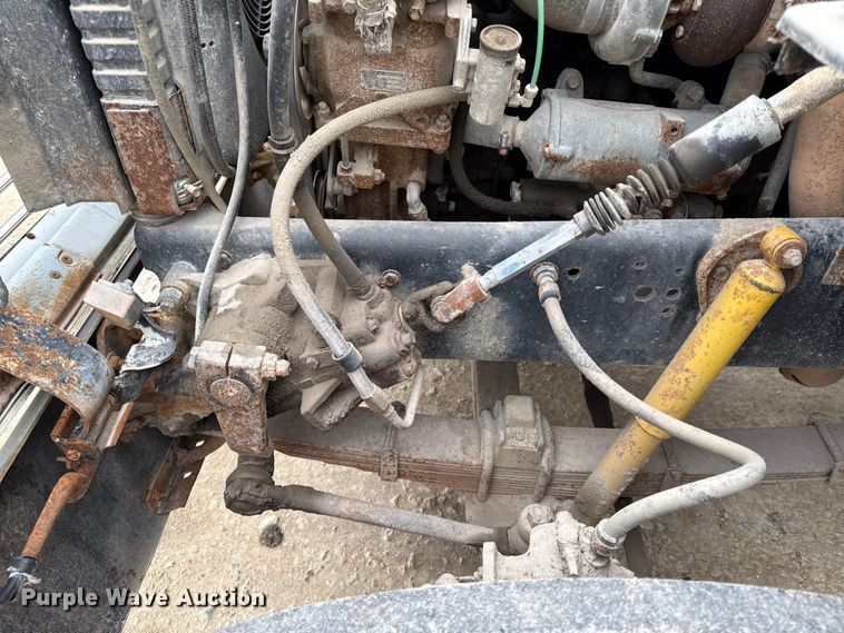 image for item DY8355 1987 Ford L8000 refuse truck