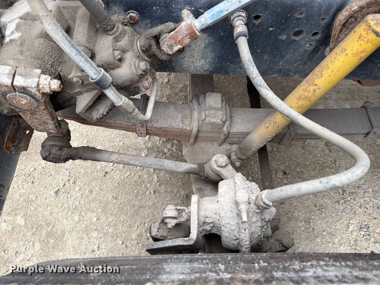 image for item DY8355 1987 Ford L8000 refuse truck