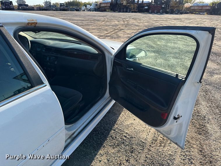 image for item DY8368 2013 Chevrolet Impala 