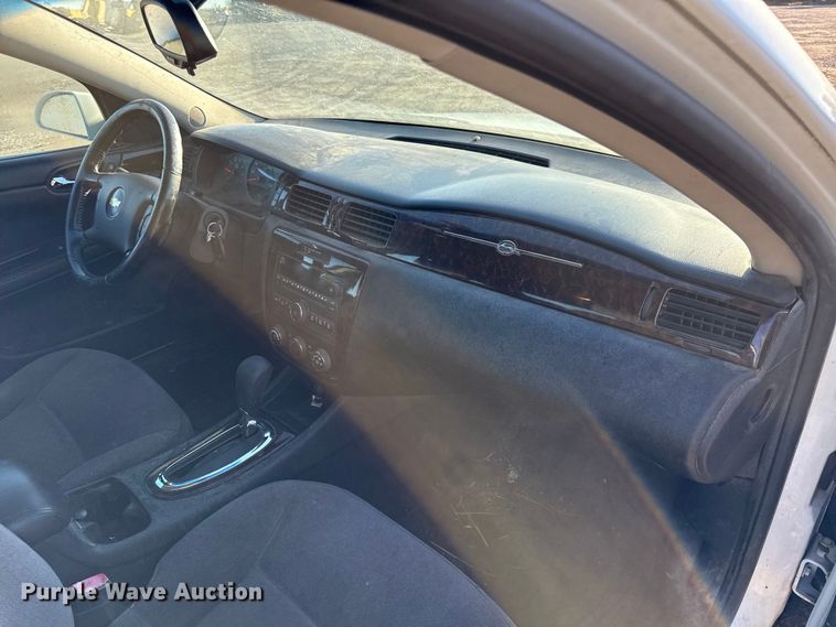 image for item DY8368 2013 Chevrolet Impala 