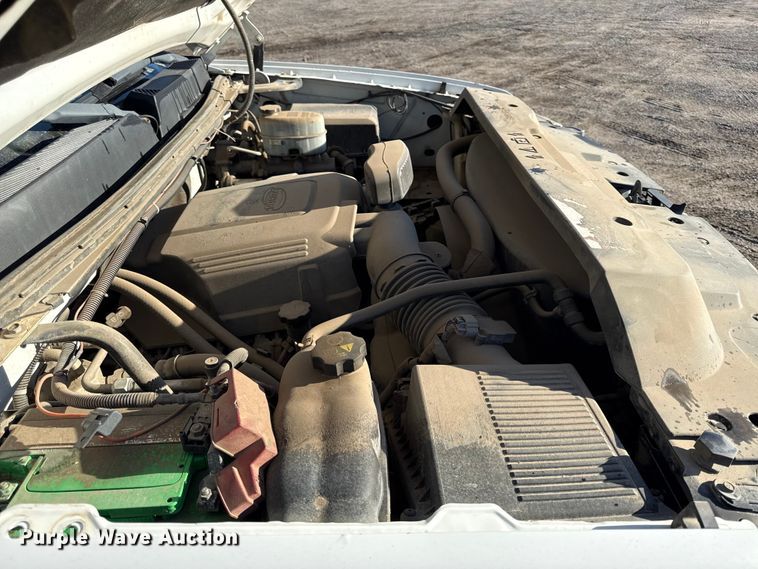 image for item DY8369 2011 GMC Sierra 2500HD Crew Cab pickup truck