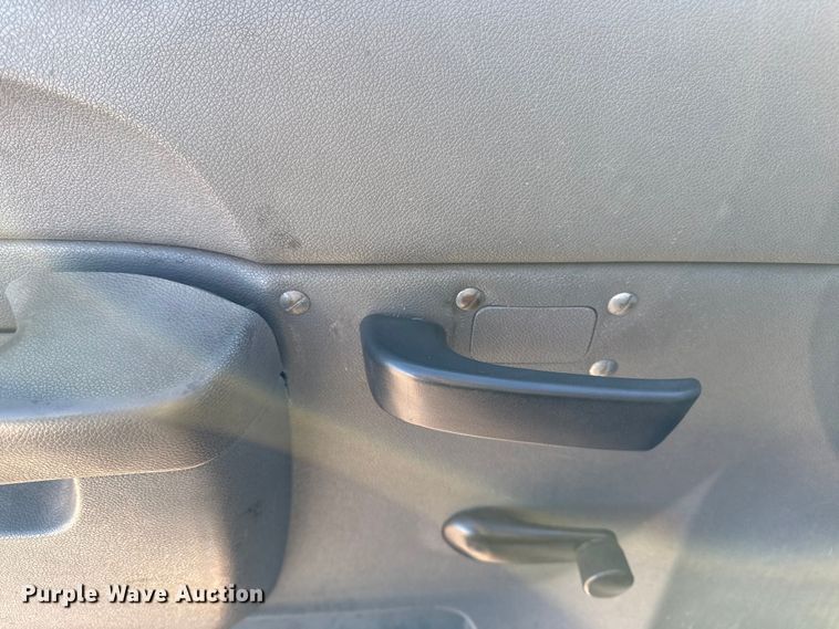 image for item DY8372 2011 Chevrolet Silverado 2500HD Ext. Cab pickup truck