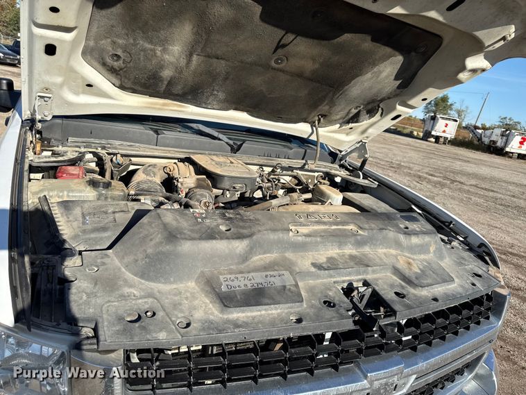 image for item DY8372 2011 Chevrolet Silverado 2500HD Ext. Cab pickup truck