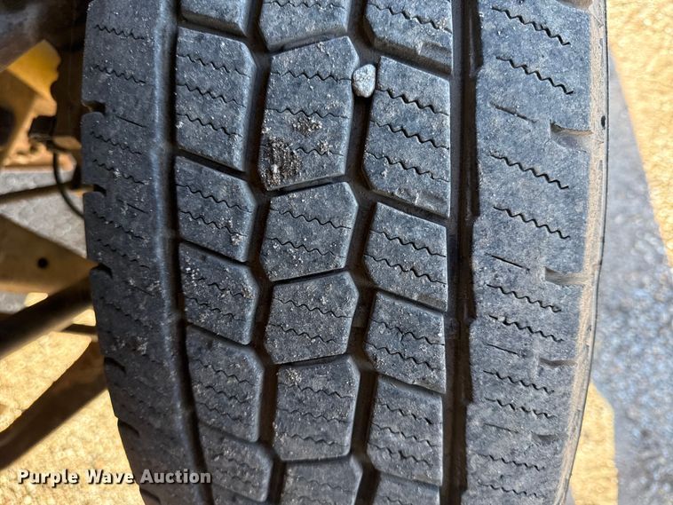 image for item DY8372 2011 Chevrolet Silverado 2500HD Ext. Cab pickup truck