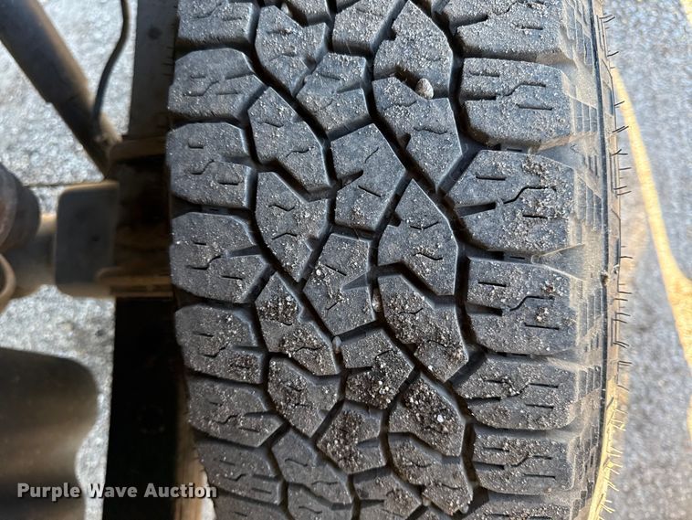 image for item DY8372 2011 Chevrolet Silverado 2500HD Ext. Cab pickup truck