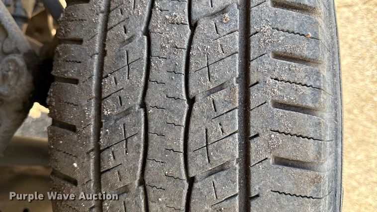 image for item DY8373 2015 GMC Sierra 2500HD SLE Crew Cab pickup truck