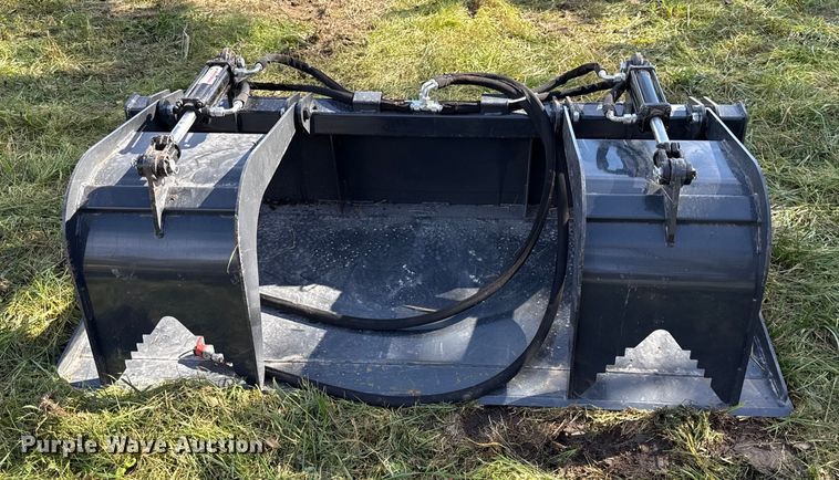 image for item DY8396 2025 Wolverine GB-11-72W skid steer grapple bucket