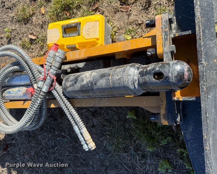 image for item DY8414 2025 Wolverine CB-11-750F skid steer breaker