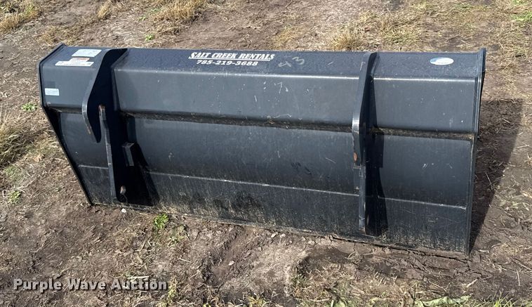 image for item DY8422 Paladin TX-0048 telehandler bucket