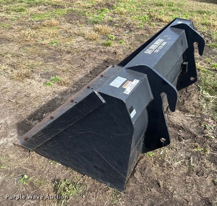 image for item DY8422 Paladin TX-0048 telehandler bucket