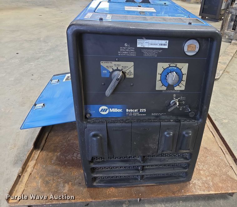 image for item DZ3492 Miller Bobcat 225 welder/generator