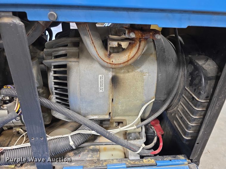 image for item DZ3492 Miller Bobcat 225 welder/generator