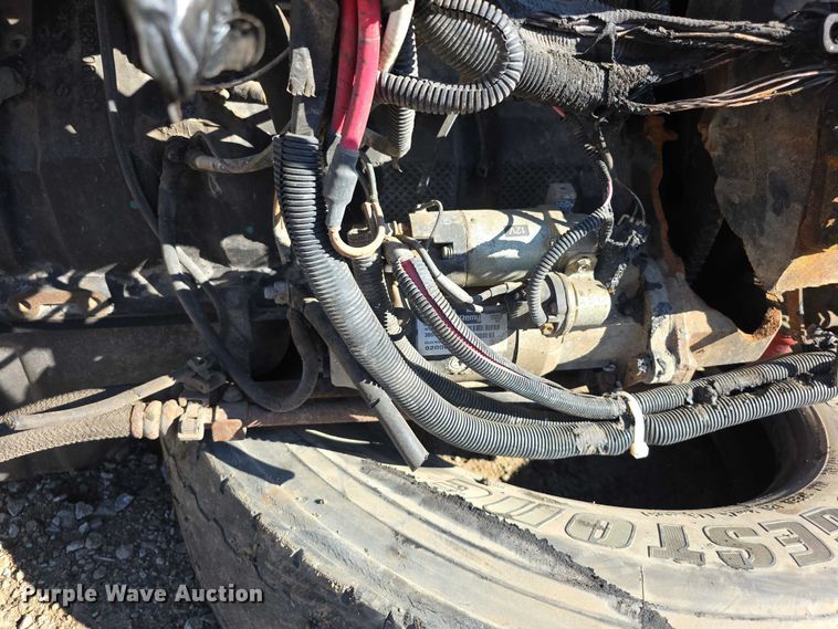 image for item DZ3493 2011 International Maxxforce A215 engine