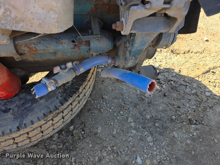 image for item DZ3494 International engine