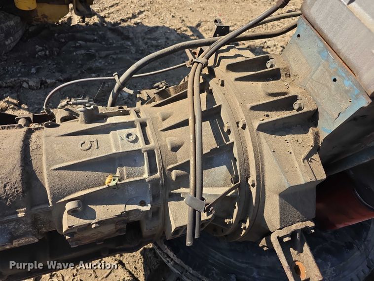 image for item DZ3494 International engine