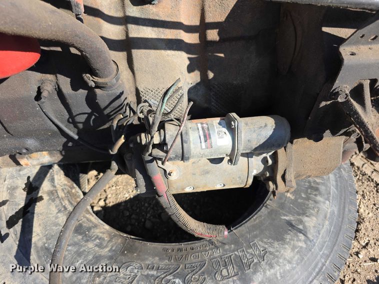 image for item DZ3494 International engine