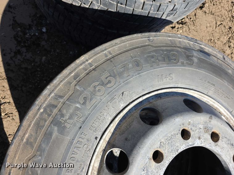 image for item DZ3497 (6) Continental 265/70R19.5 tires and wheels