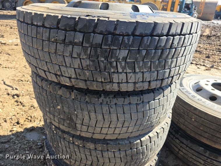 image for item DZ3497 (6) Continental 265/70R19.5 tires and wheels