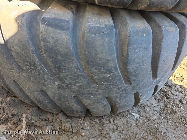 image for item DZ3499 (2) General 29.5-29 tires