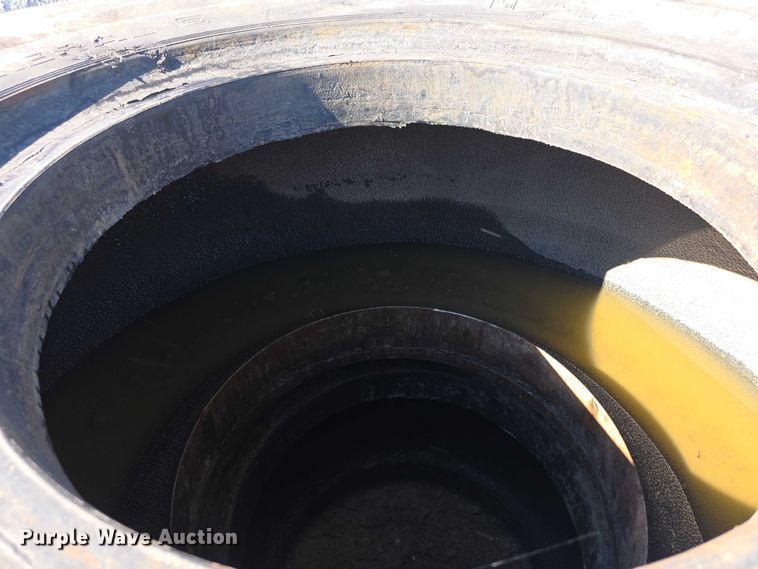 image for item DZ3499 (2) General 29.5-29 tires