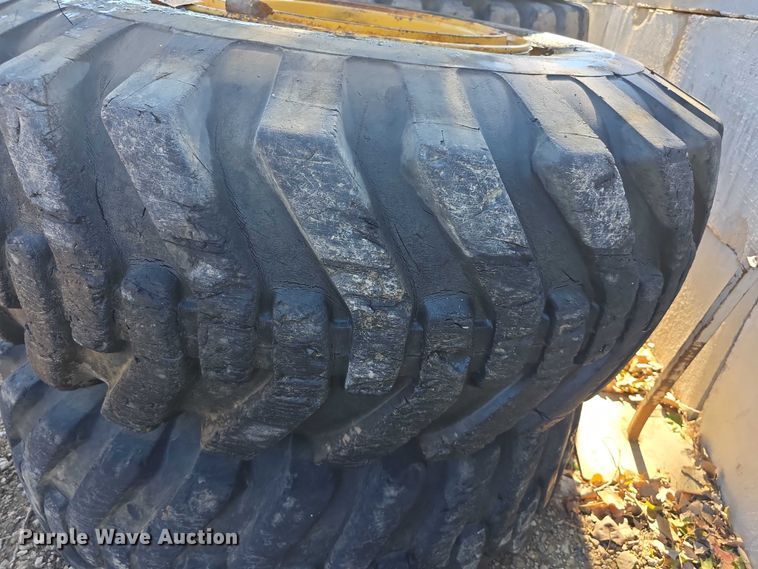 image for item DZ3502 (2) Duramax 23.5-25 tires and wheels